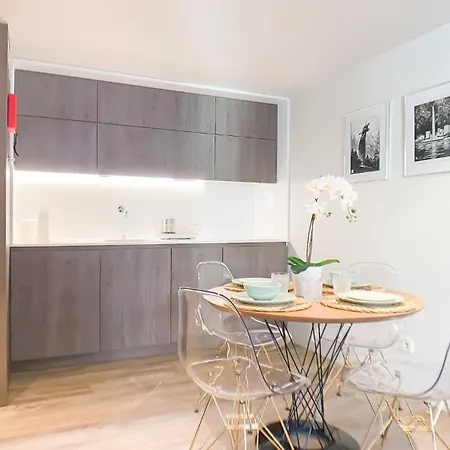 Downtown Design 아파트 *